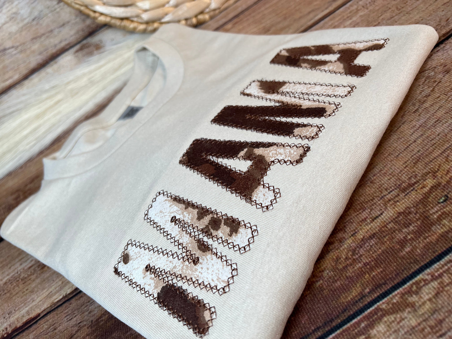MAMA cowprint appliqué T-shirt